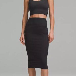 Nulu Slim-Fit High-Rise Skirt